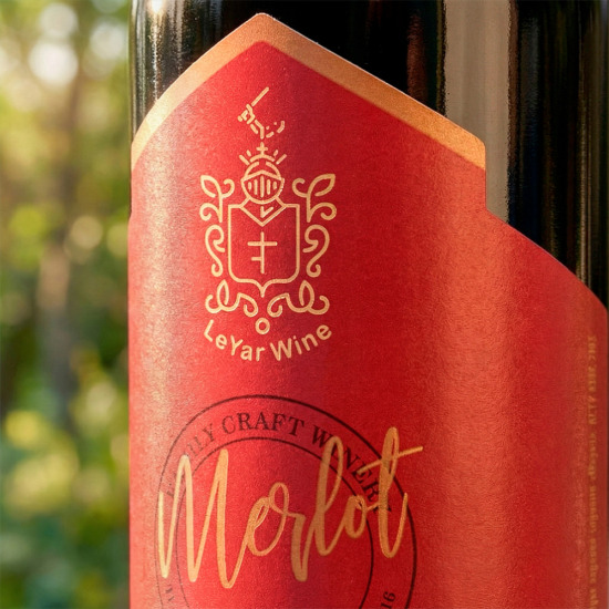 , Логотип і дизайн етикеток для вина ТМ LeYar Wine